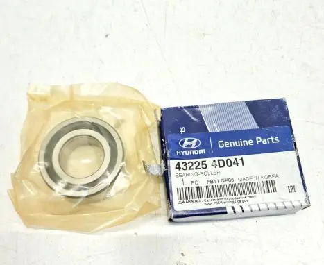 Hyundai i30 Front wheel ball bearing 432254D041