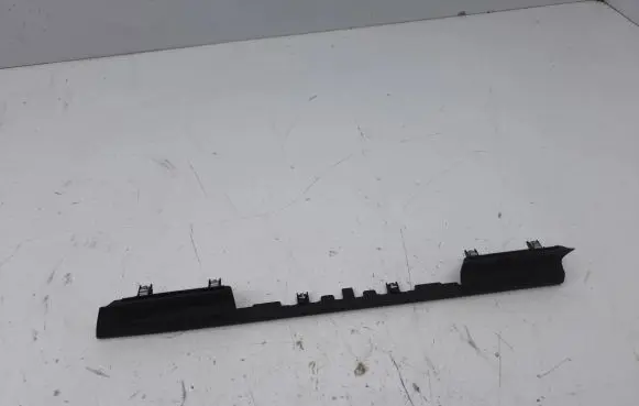 Audi A5 Radio/GPS head unit trim 8W2857304A