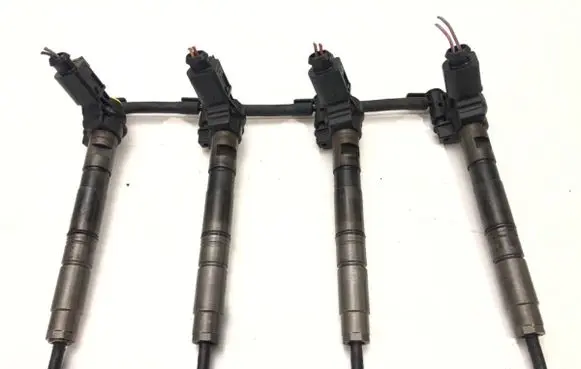 Audi A4 S4 B8 8K Fuel injectors set 0445116030