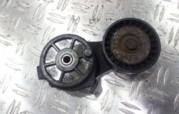 Chrysler Voyager Generator/alternator belt tensioner 4861277ab