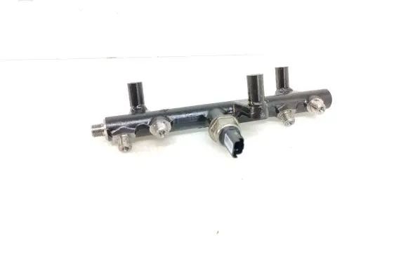 Ford Mondeo MK IV Fuel main line pipe 9681909680