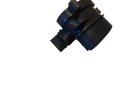 BMW 5 E39 Mass air flow meter 7787076 0928400468