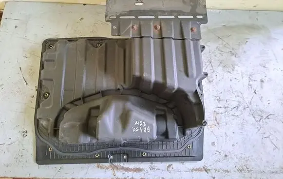 BMW 3 E92 E93 Tool box 7123492