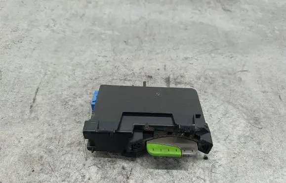 Renault Espace - Grand espace IV Ignition key card reader