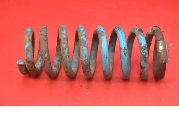 Suzuki Grand Vitara I Front coil spring