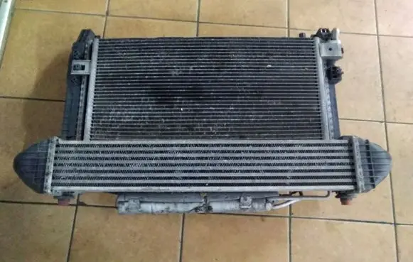 Mercedes-Benz A W169 Radiator set A1695000000 G0976002 Q04G0976002