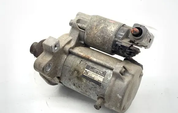 Toyota Yaris Starter motor 28100-0Q050