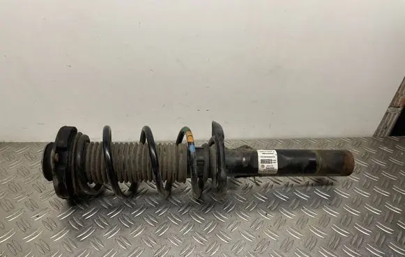Volkswagen Beetle A5 Front shock absorber with coil spring 5C0413031T