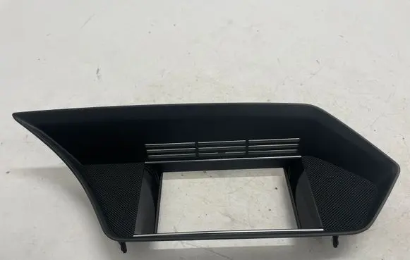 Mercedes-Benz E W212 Radio/GPS head unit trim A2126801236