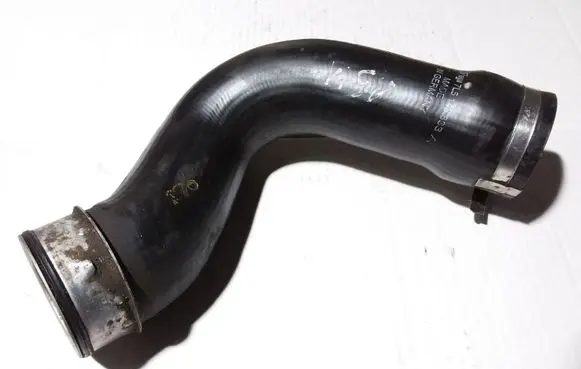 Porsche Cayenne (9PA) Intercooler hose/pipe 7L5145833A