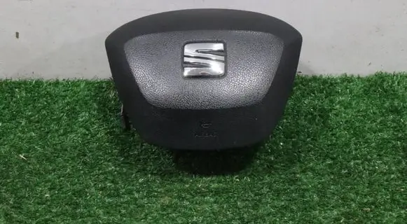 Seat Ateca Steering wheel airbag cover 5F0880201J 308891697A