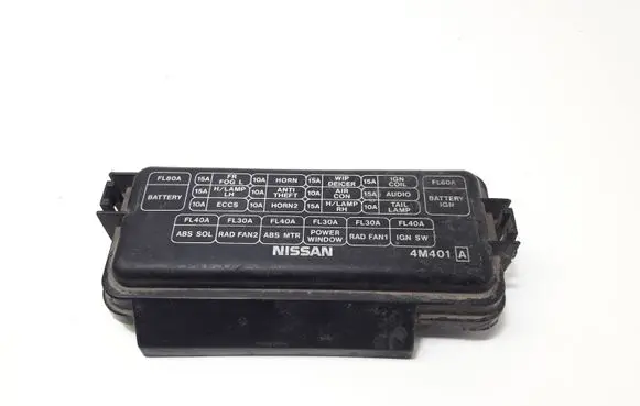 Nissan Almera Fuse box cover 4M401