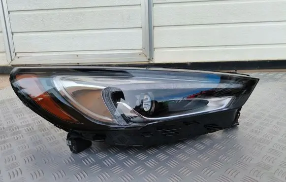 Mazda 6 Headlight/headlamp