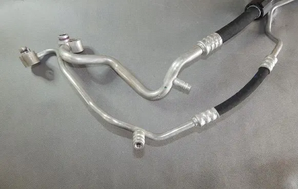 Audi A8 S8 D4 4H Air conditioning (A/C) pipe/hose 4H1260713S