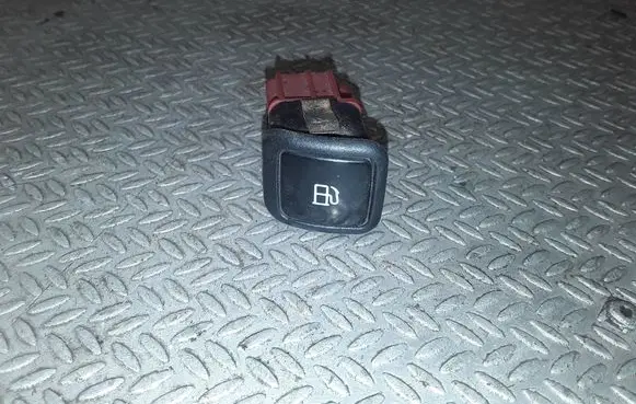 Audi A2 Fuel tank opening switch 8Z1959833