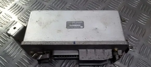 Nissan Sunny ABS control unit/module 4785065y00 12000090111
