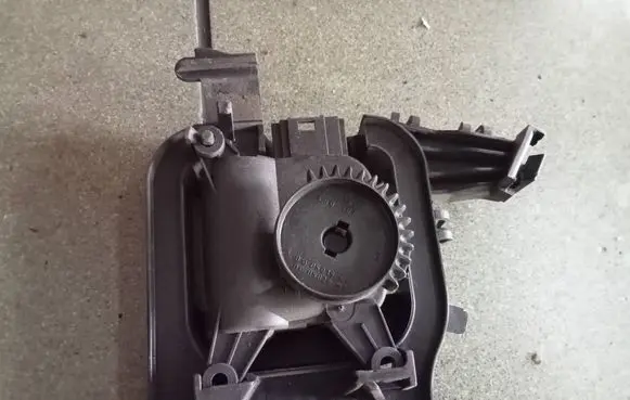 Seat Ibiza III (6L) Air flap motor/actuator 0132801357 B4845