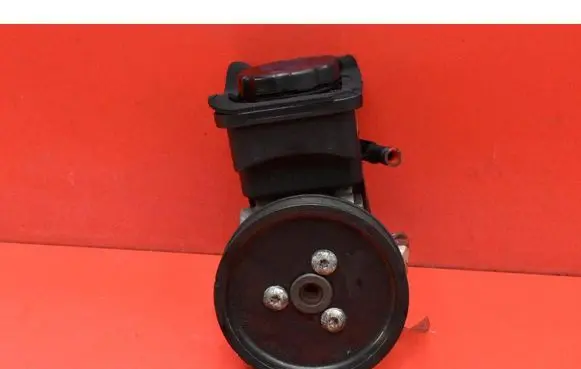 BMW X3 E83 Power steering pump 341380701