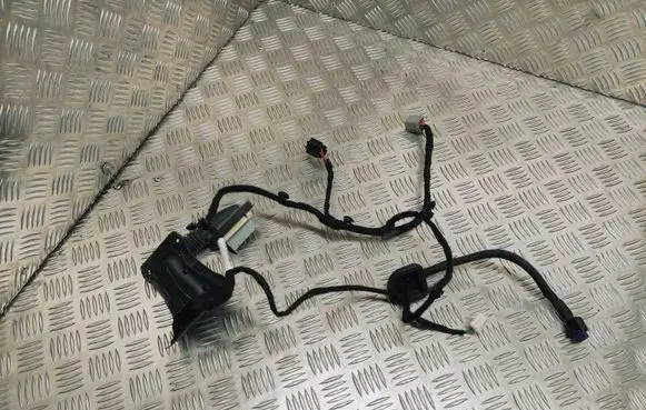 Jeep Cherokee Rear door wiring loom 68238121AA
