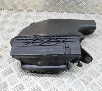 Mercedes-Benz S W221 Air filter box A6420904301 A0061539728