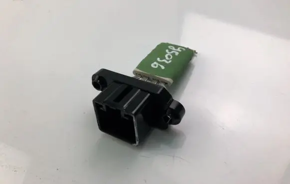Heater blower motor/fan resistor