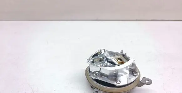 BMW 2 F46 LED ballast control module 1305715336
