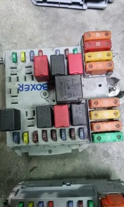 Peugeot Boxer Fuse module 1349946080057657 28112006
