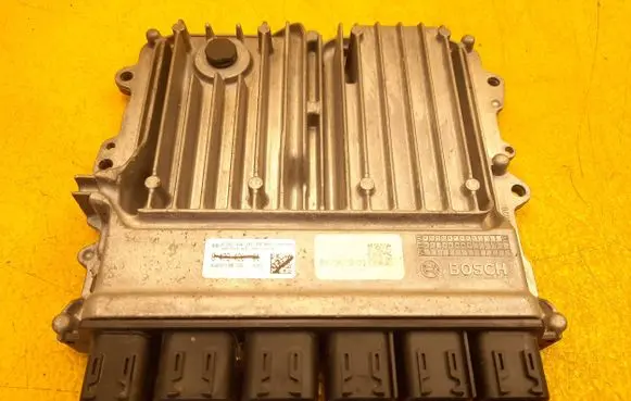 BMW X3 G01 Engine control unit/module 8479673