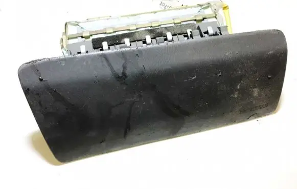Mazda MPV Passenger airbag