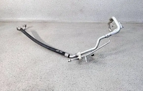 Air conditioning (A/C) pipe/hose