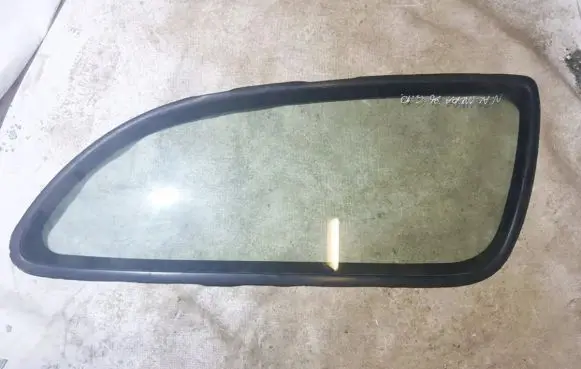 Nissan Almera Rear side window