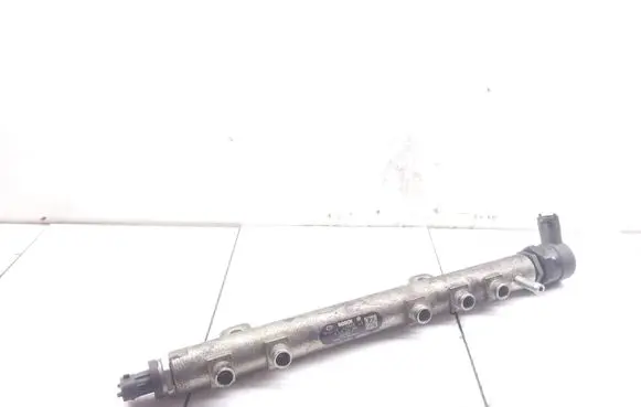 Opel Corsa D Fuel main line pipe 55200517 0445214086