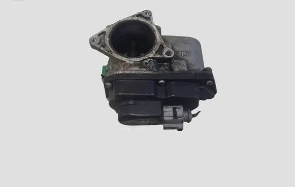 Volkswagen PASSAT B6 EGR valve 03L131501E