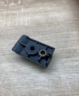 Mercedes-Benz S W220 Front bumper mounting bracket 2208800030