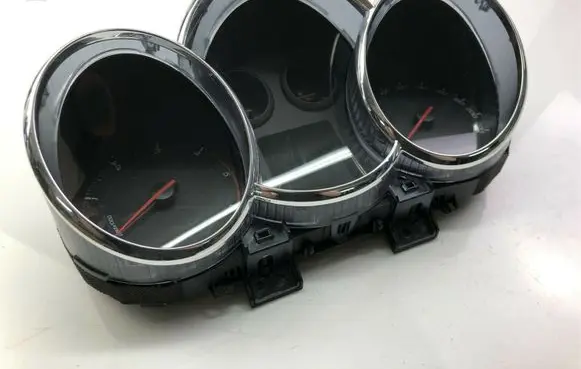 Chevrolet Cruze Speedometer (instrument cluster) 95316416 F1818