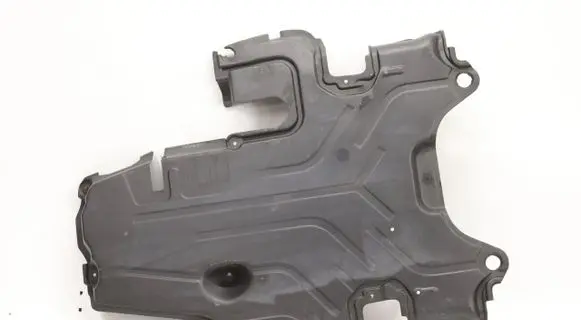 Mercedes-Benz E W124 Engine splash shield/under tray 5782821