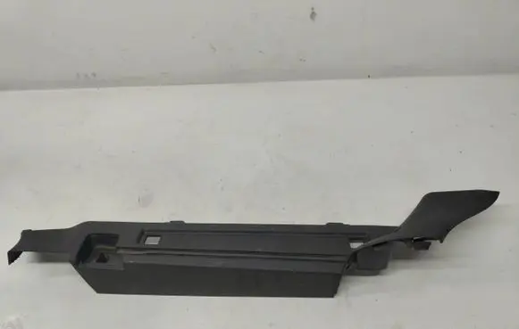 Parcel shelf