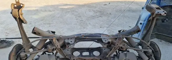 Toyota RAV 4 (XA40) Rear axle beam 