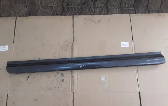 Audi A8 S8 D3 4E Front door trim (molding) 4E0853959 4E0853959960A