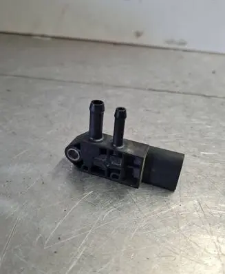 Volkswagen Crafter Exhaust gas pressure sensor 076906051A