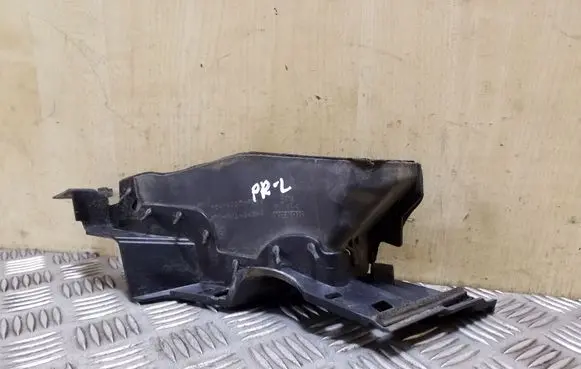 Honda Insight Wiper trim 74212TM8A000