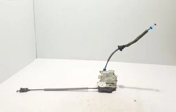 Audi A3 S3 8V Rear door lock 8K0839015G