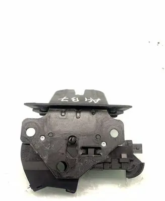 Audi A4 S4 B7 8E 8H Tailgate/trunk/boot lock/catch/latch 8P4827505C