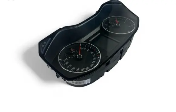 Volkswagen Amarok Speedometer (instrument cluster) 2H6920883