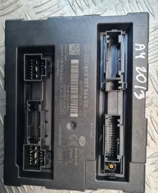 Audi A4 S4 B8 8K Comfort/convenience module 8K0907064GE