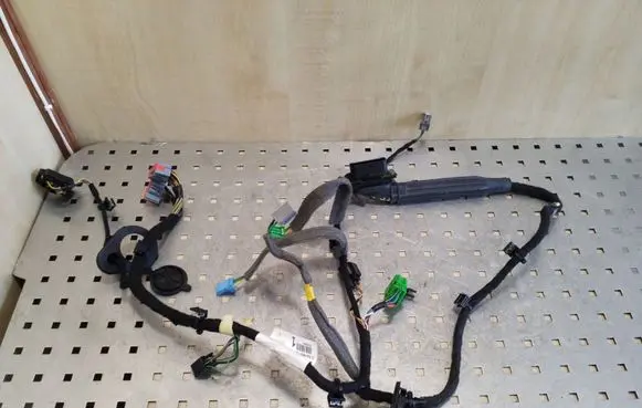 Volvo XC60 Front door wiring loom 31275827001