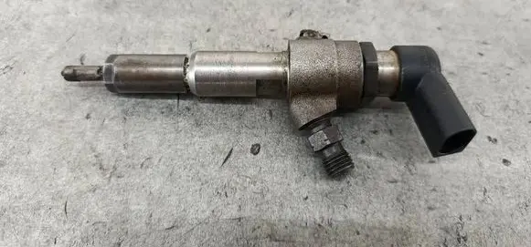 Citroen C2 Fuel injector 9654551080