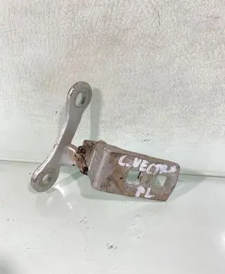 Opel Vectra C Front door upper hinge