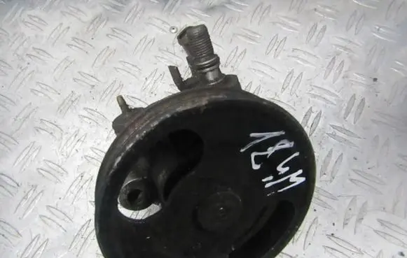 Mazda 323 Power steering pump