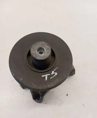 Volkswagen Transporter - Caravelle T5 Engine mount bracket 7H0199849AT
